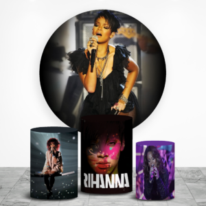 Rihanna fundas cilindros backdrop